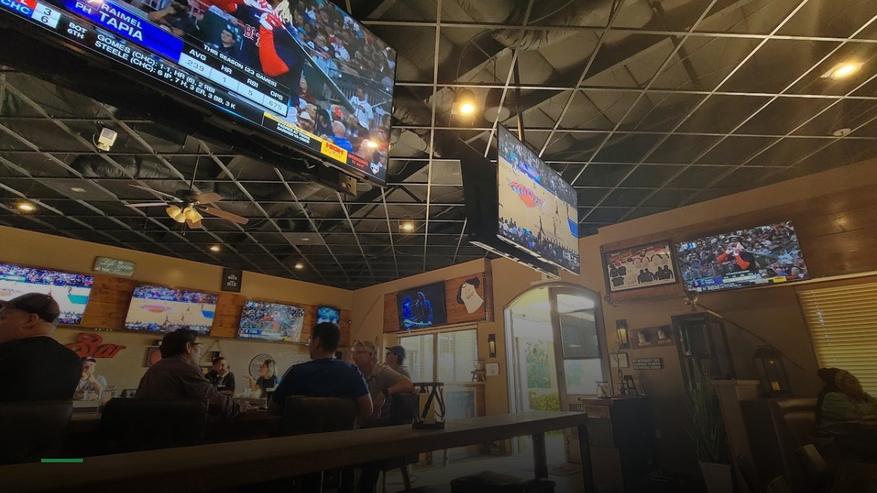 562 Pacific Grill (formerly On The Rocks LB) - Sports Bars in Long Beach