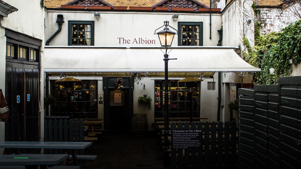 Albion - Sports Bars in Bristol