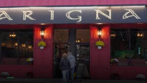 ARIGNA IRISH PUB & COAL FIRE KITCHEN BELLINGHAM — Sports bars in Providence
