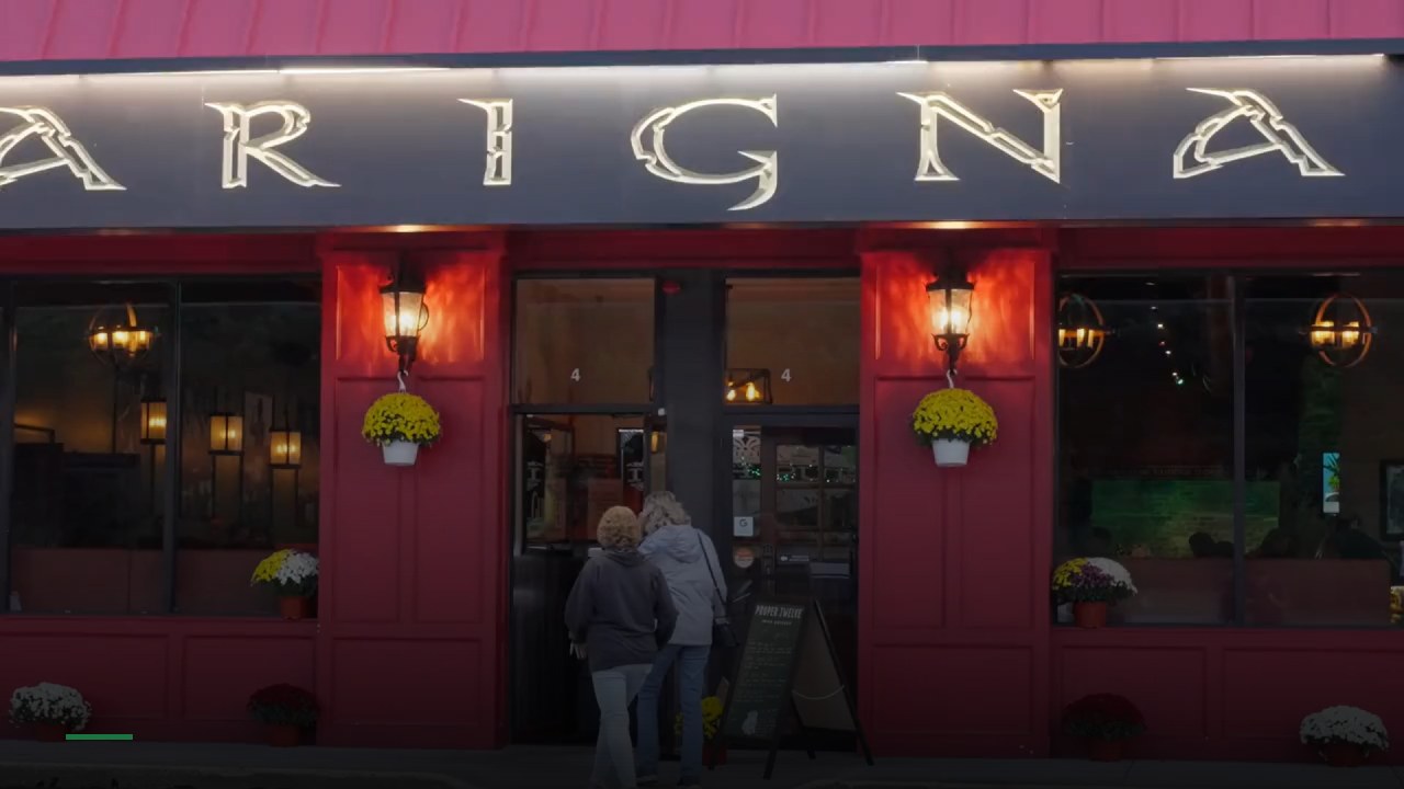 ARIGNA IRISH PUB & COAL FIRE KITCHEN BELLINGHAM - Sports Bars in Providence