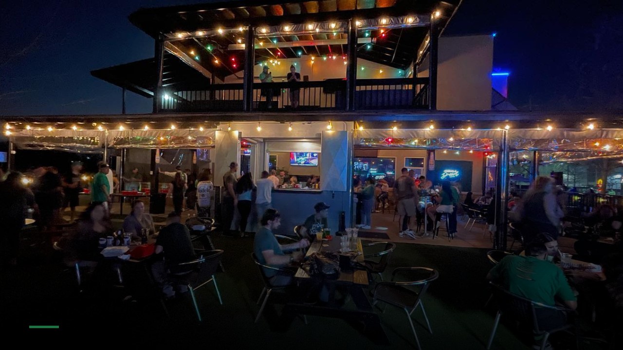 Bar 7 - Sports Bars in San Antonio