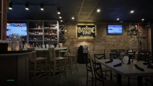 Baronne Bistro — Sports bars in New Orleans