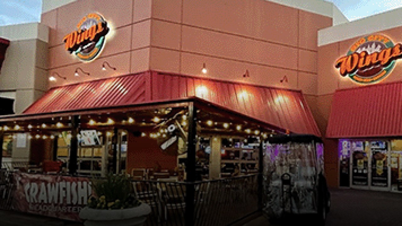 Big City Wings - Sports Bars in Houston