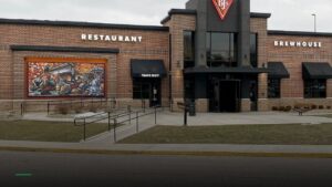 BJ’s Restaurant & Brewhouse — Sports bars in Akron