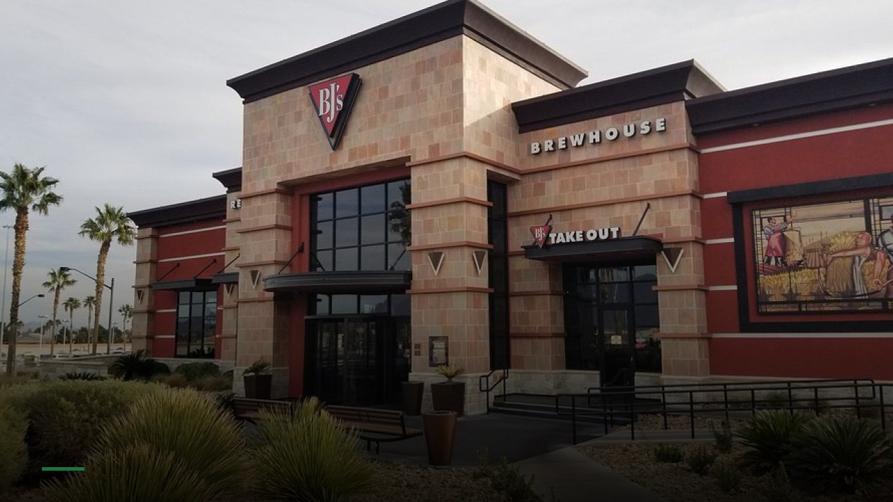 BJ's Restaurant & Brewhouse - Sports Bars in Las Vegas