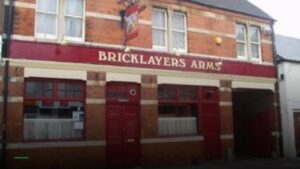 Watch UFC at Bricklayers Arms in Luton