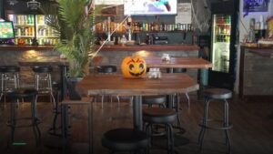 Brooks Bar — Sports bars in Riverside