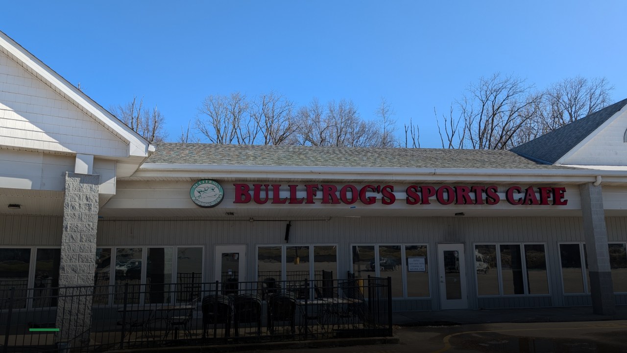 Bullfrog's Sports Café - Sports Bars in Cleveland