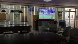 BZ’s Sports Bar & Grill — Sports bars in Seattle