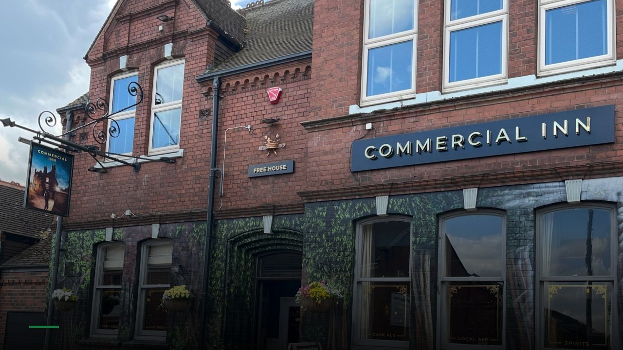 Commercial Inn - Sports Bars in Nottingham
