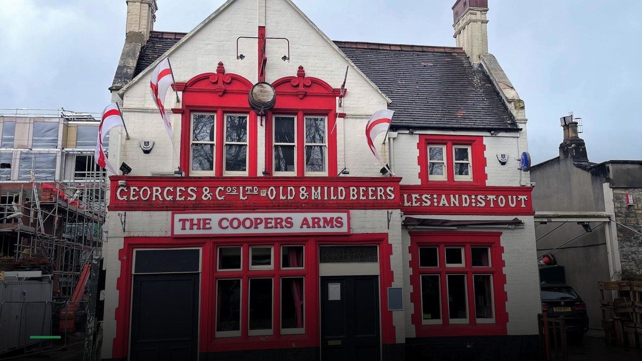 Coopers Arms - Sports Bars in Bristol