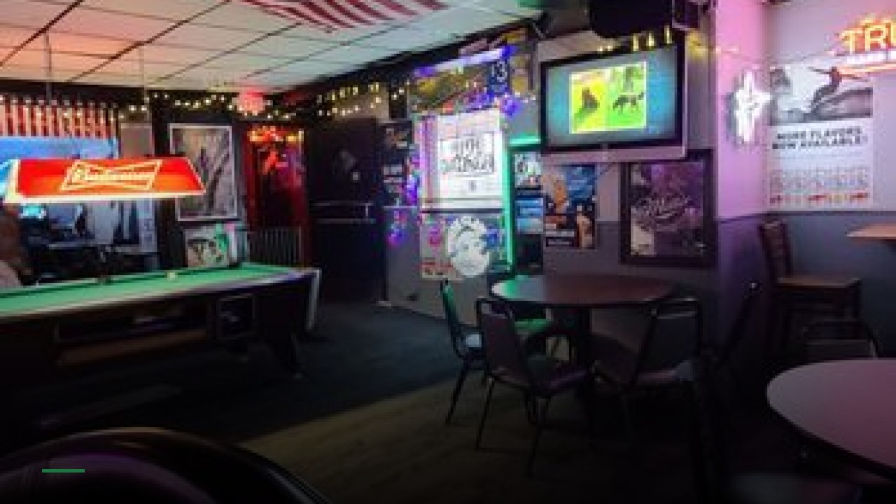 County Line Tap - Sports Bars in Des Moines