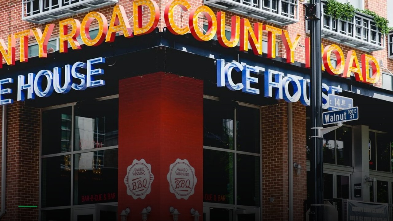 County Road Ice House - Sports Bars in Kansas City