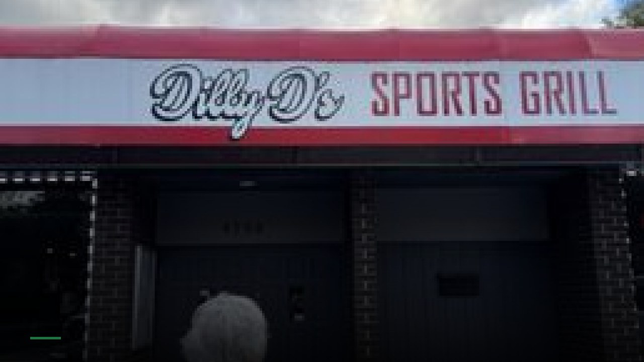 Dilly D's Sports Grill - Sports Bars in Cleveland