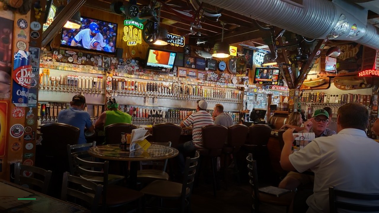 El Bait Shop - Sports Bars in Des Moines