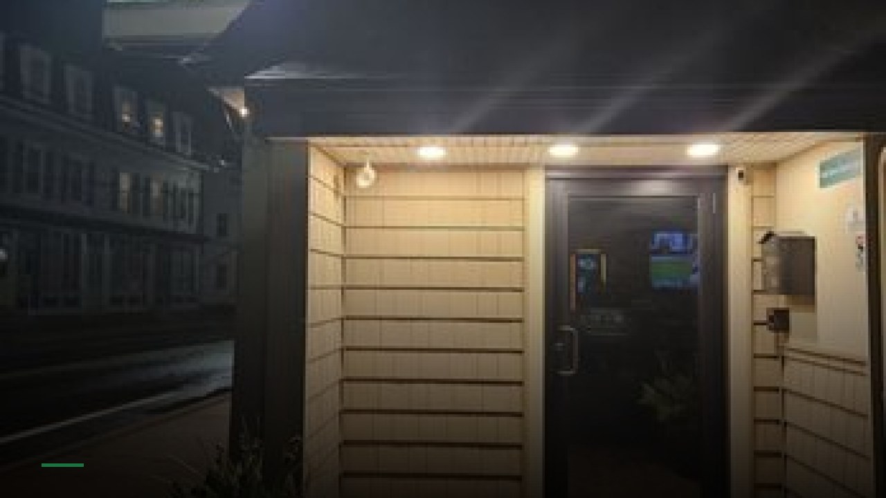 End Zone Sports Pub of Cumberland RI - Sports Bars in Providence