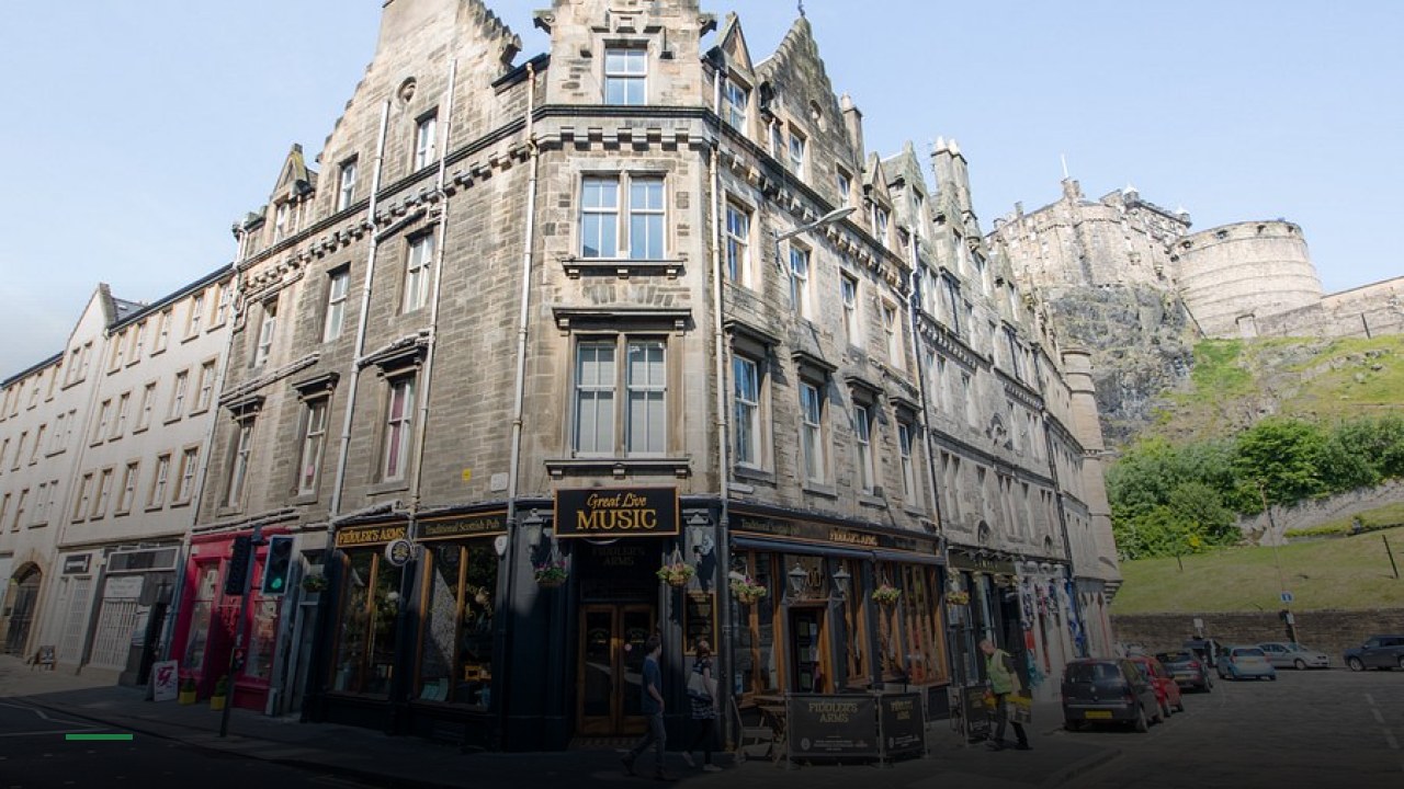 Fiddler's Arms - Sports Bars in Edinburgh