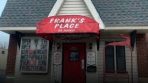 Watch MLB at Frank's Place On Market in Akron