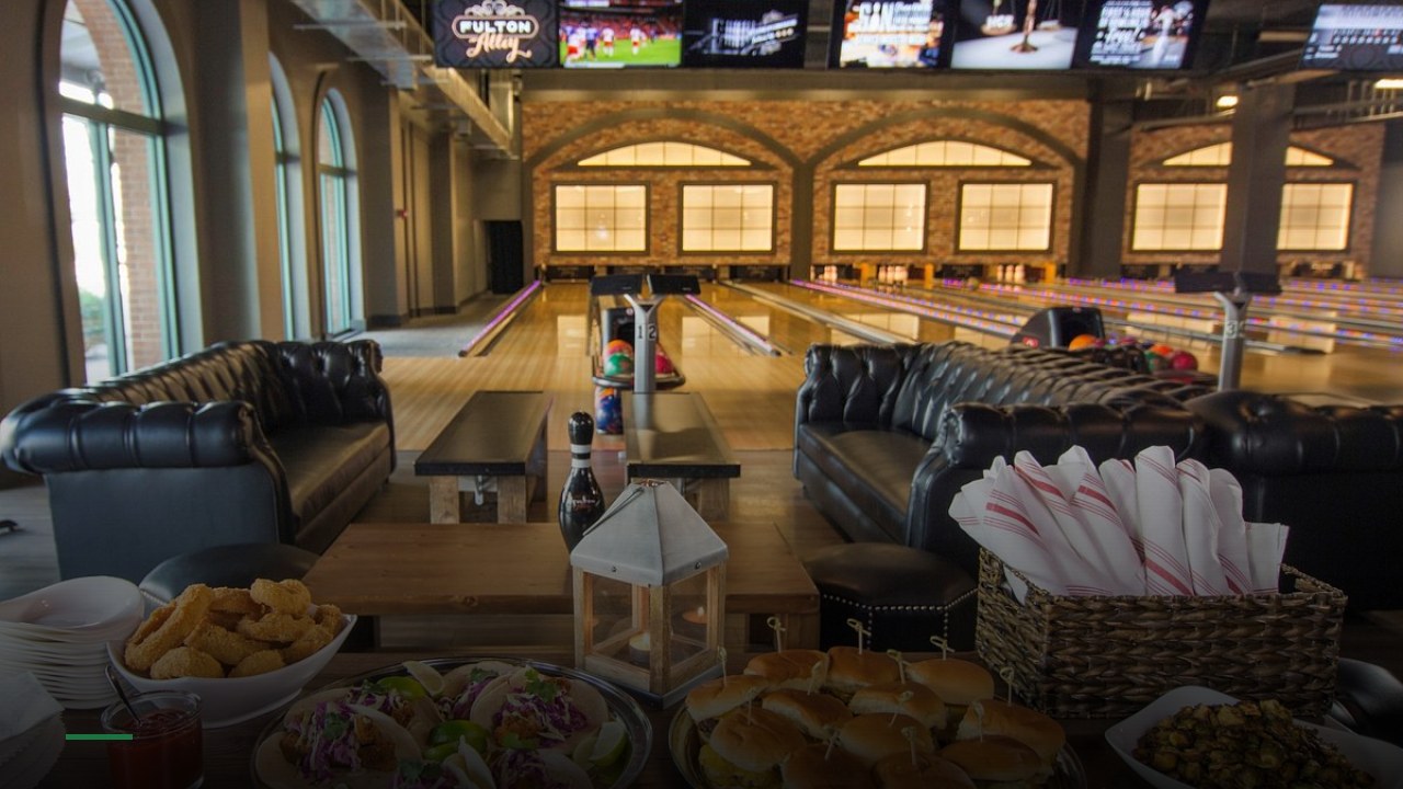 Fulton Alley - Sports Bars in New Orleans