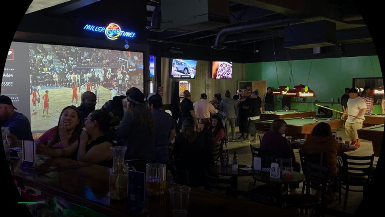 Ice On Fire Sports Bar - Sports Bars in San Antonio