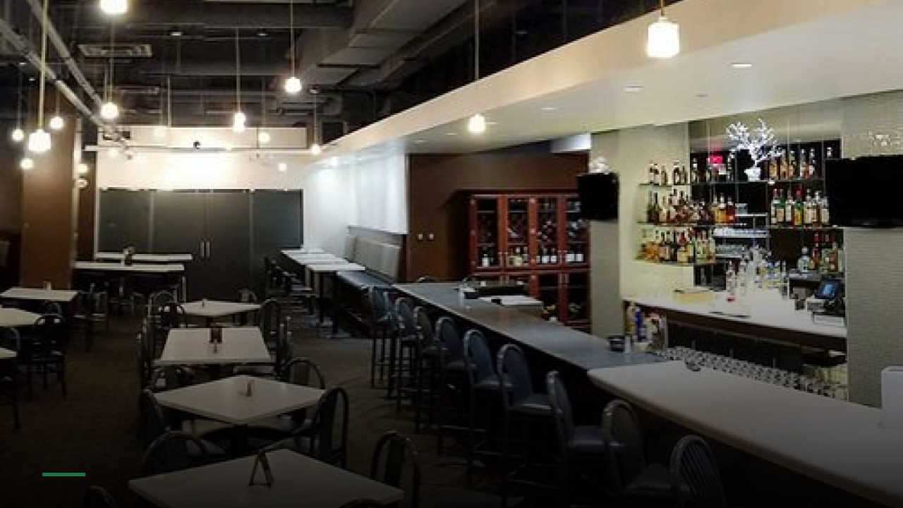 Ice Restaurant - Sports Bars in Toledo