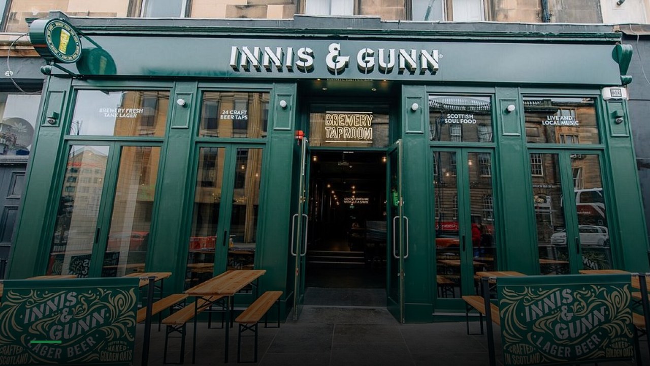 Innis & Gunn Edinburgh City Centre Brewery Taproom - Sports Bars in Edinburgh