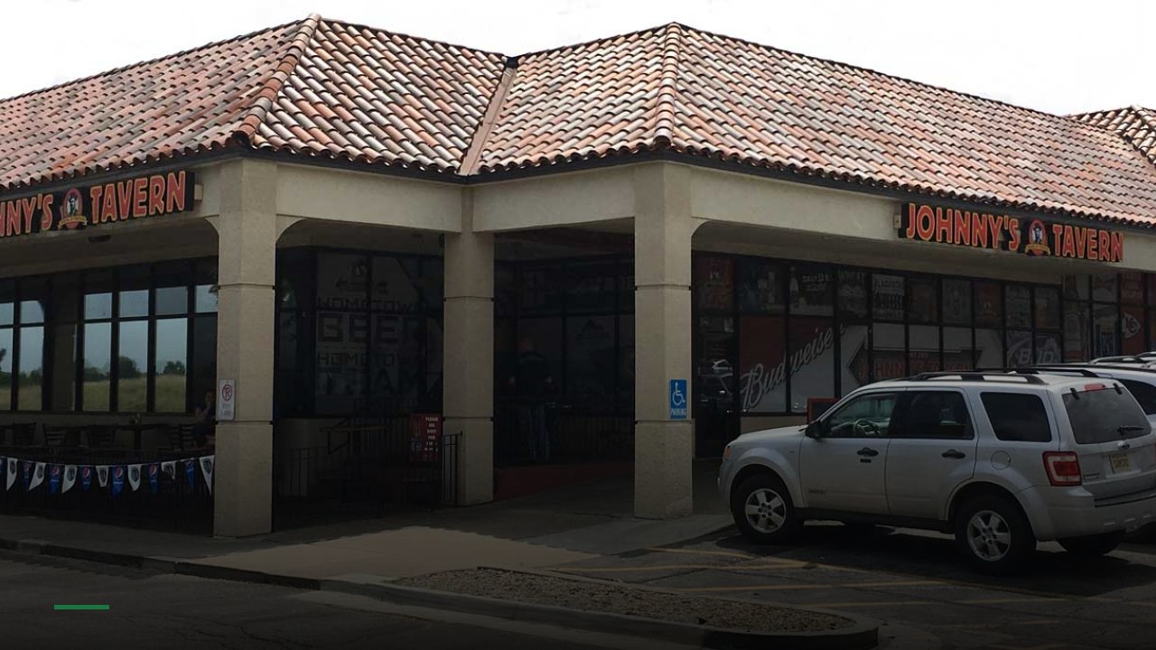 Johnny's Tavern 119th - Sports Bars in Kansas City