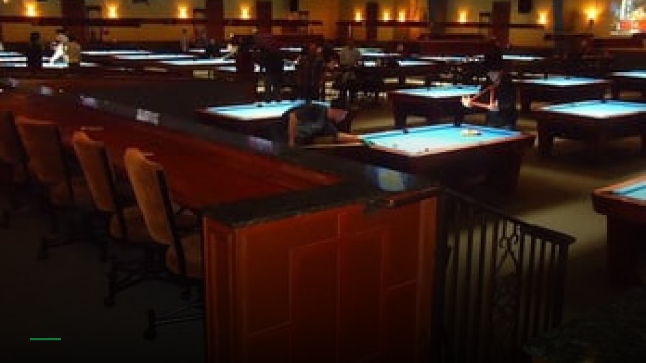 Lacy's Cue Sports Bar - Sports Bars in New Orleans