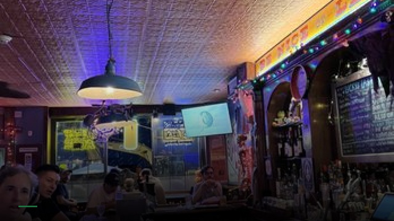 Lucky's Last Chance - Queen Village - Sports Bars in Philadelphia