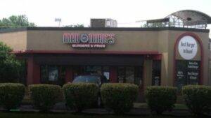 Mad Mike’s Burgers & Fries — Sports bars in Cincinnati