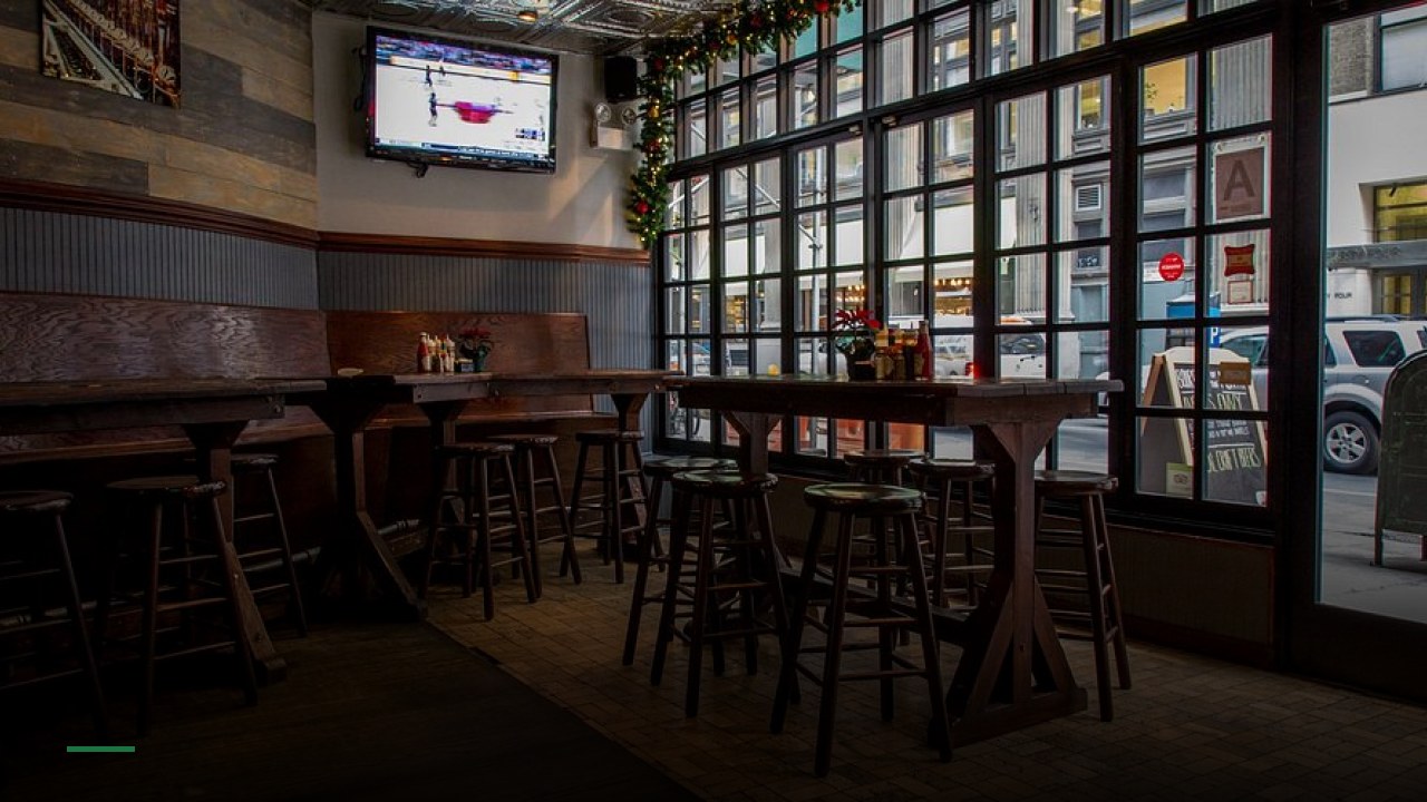 Mason Jar NYC - Sports Bars in New York