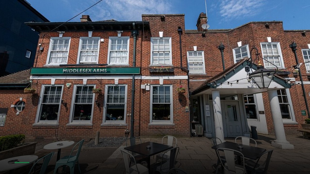 Middlesex Arms - Sports Bars in Watford