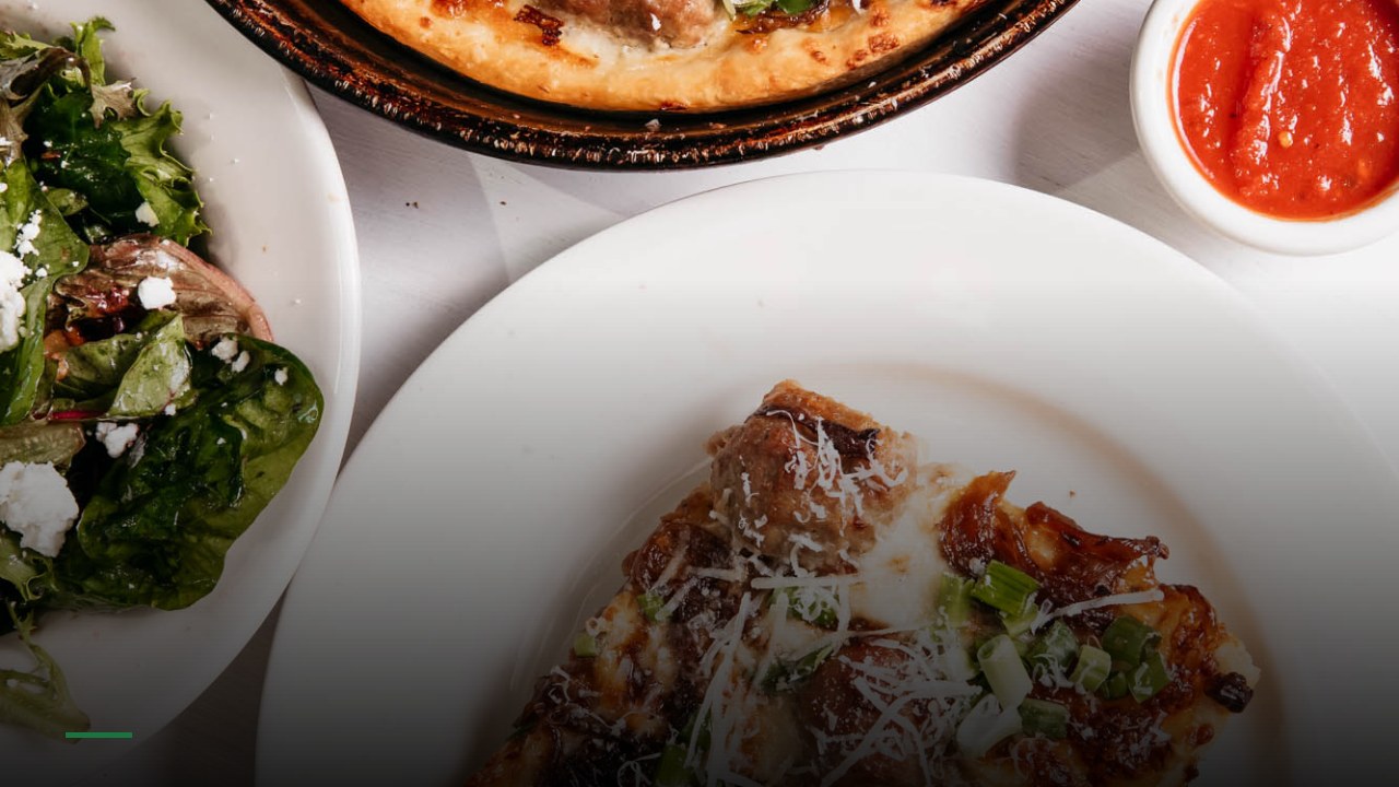 Midway Pizza - Sports Bars in New Orleans