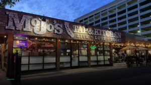 MoJo’s Local Tap & Kitchen — Sports bars in Sacramento