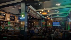 Molly Malone’s — Pubs in Glasgow