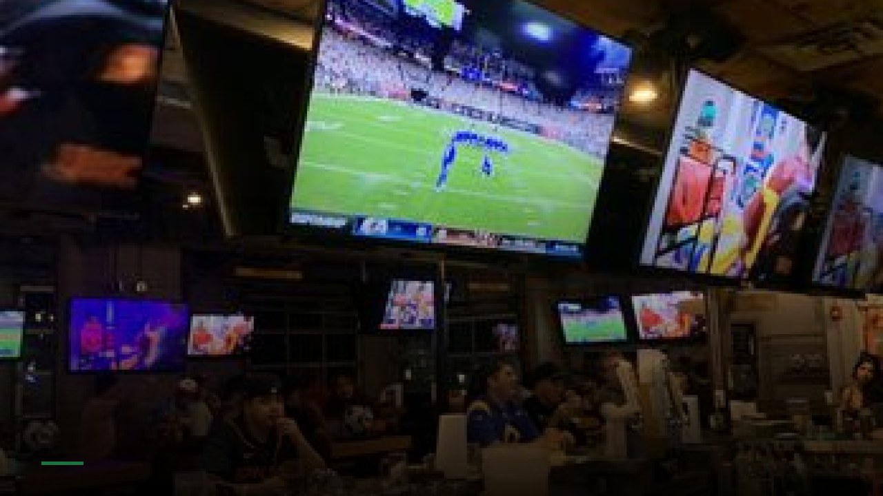 Ojos Locos Sports Cantina (South Park Mall - San Antonio, TX) - Sports Bars in San Antonio