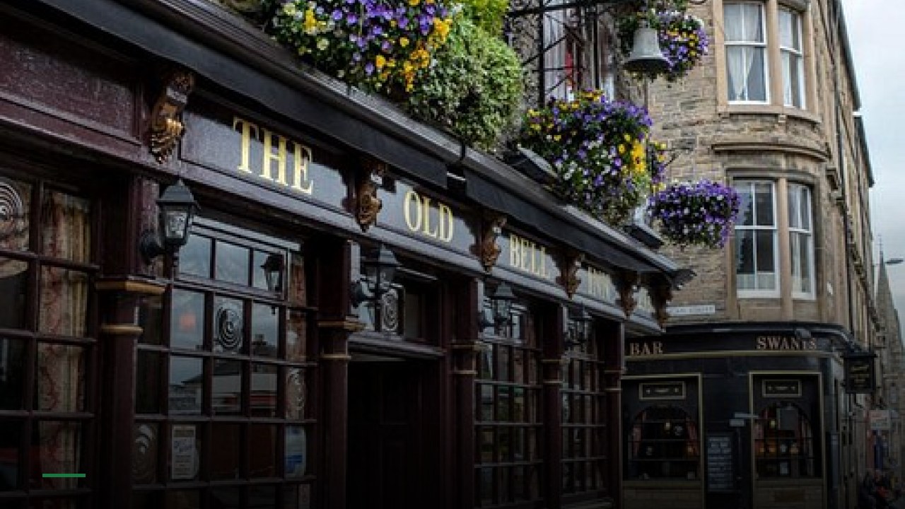 Old Bell Inn - Sports Bars in Edinburgh