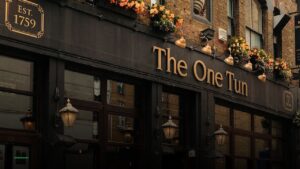 One Tun — Pubs in London