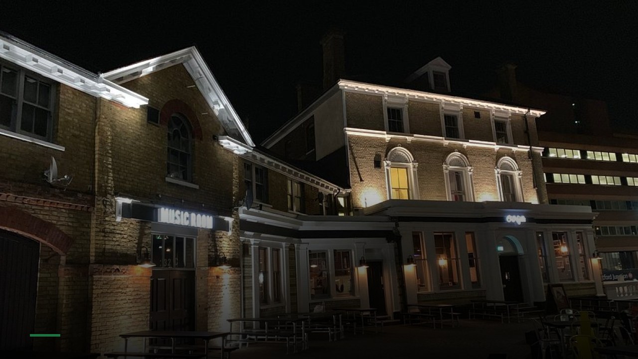 O'Neill's Watford - Sports Bars in Watford