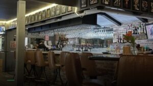 Phil Trani’s — Sports bars in Long Beach