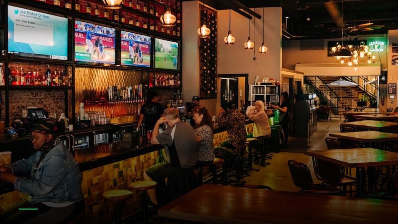 Pillbox Tavern - Sports Bars in Minneapolis