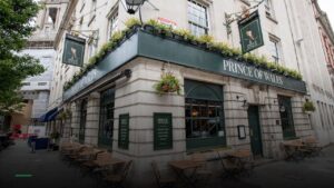 Prince of Wales — Pubs in London