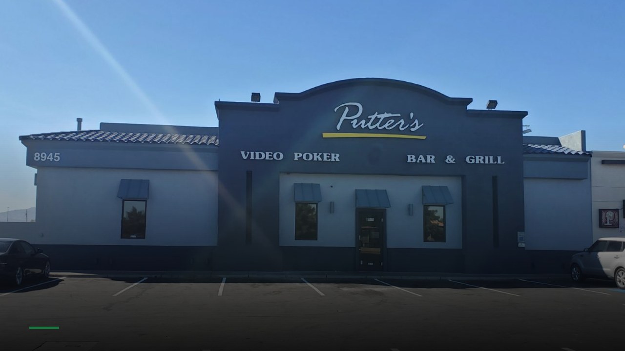 Putter's Bar & Grill South Strip - Sports Bars in Las Vegas