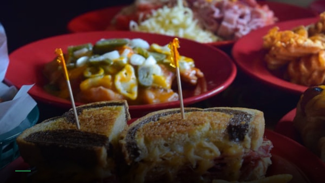 Ralphie's Sports Eatery - Sports Bars in Toledo