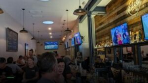 Watch MLB at Riley's on 2nd Street in Long Beach