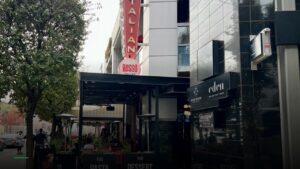 Watch MLB at ROSSO ITALIAN in Phoenix