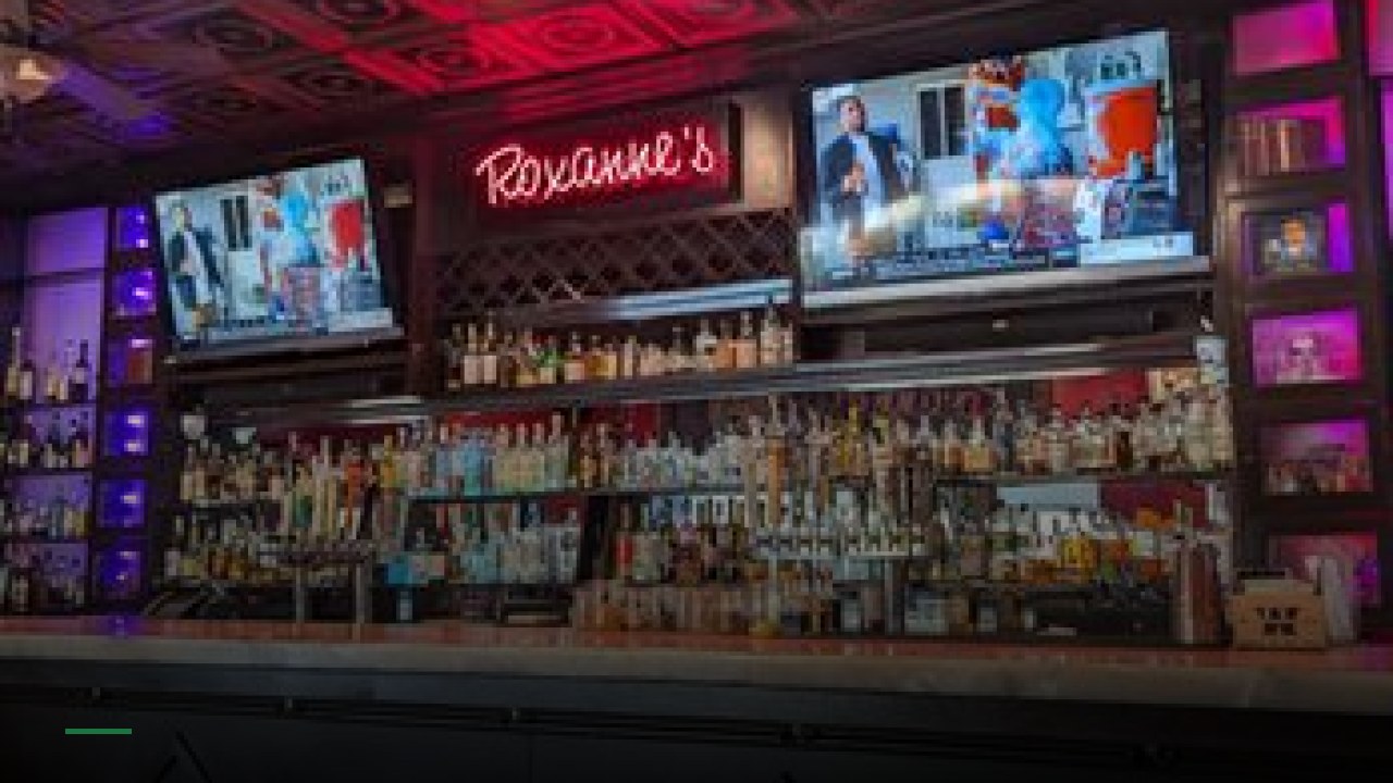 Roxanne's - Sports Bars in Long Beach