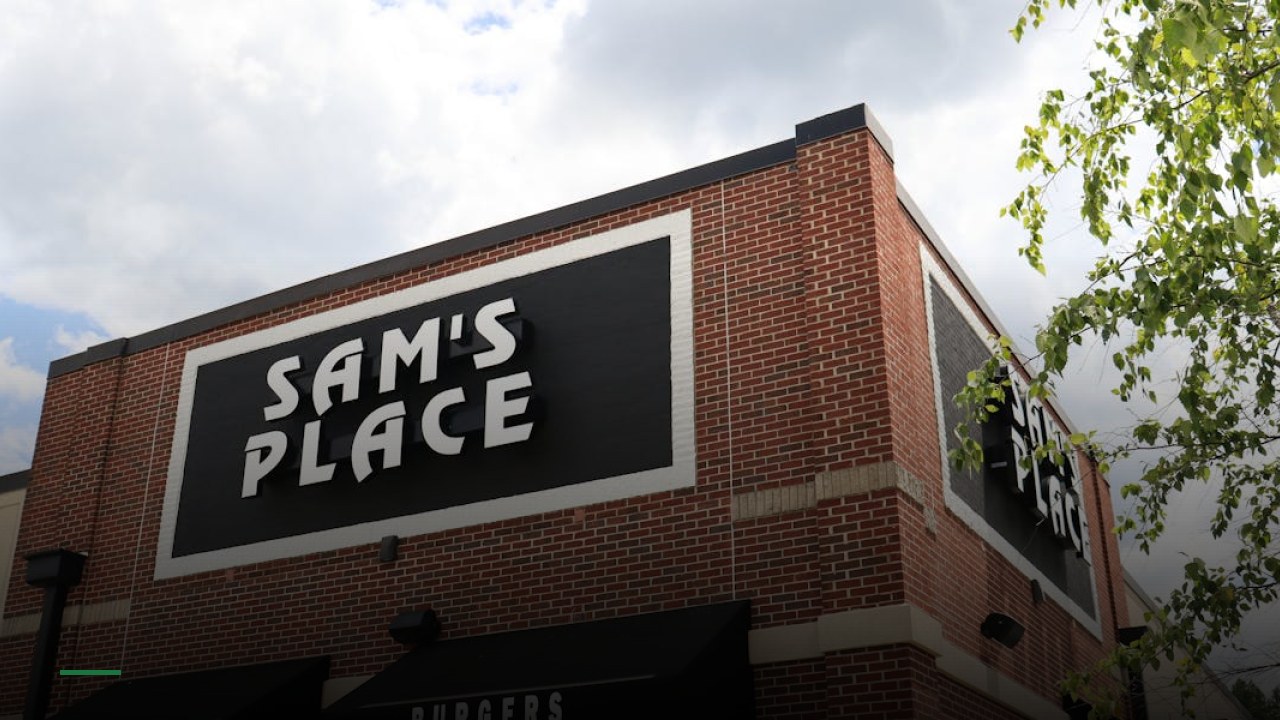 Sam's Place Nippers Corner - Sports Bars in Nashville