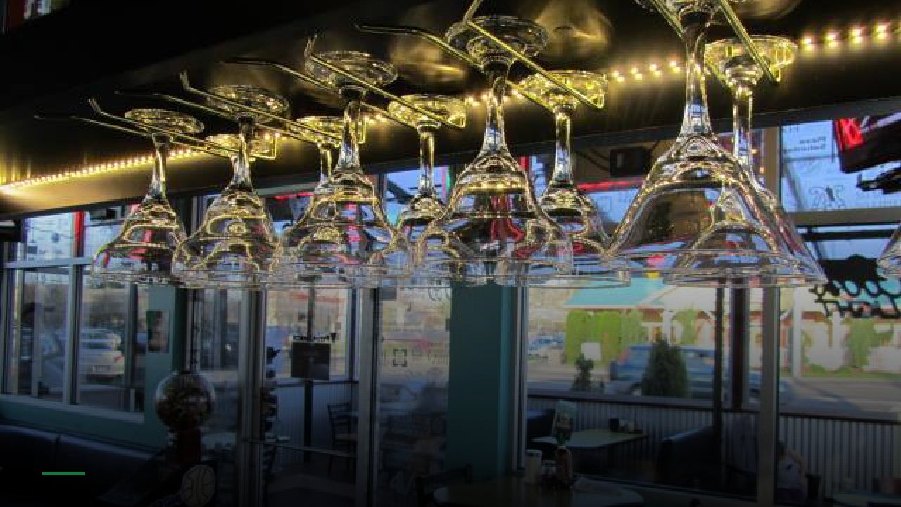 Schmizza Pub & Grub - Sports Bars in Portland