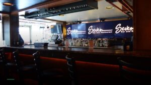 Seven Bar and Restaurant — Sports bars in Chicago